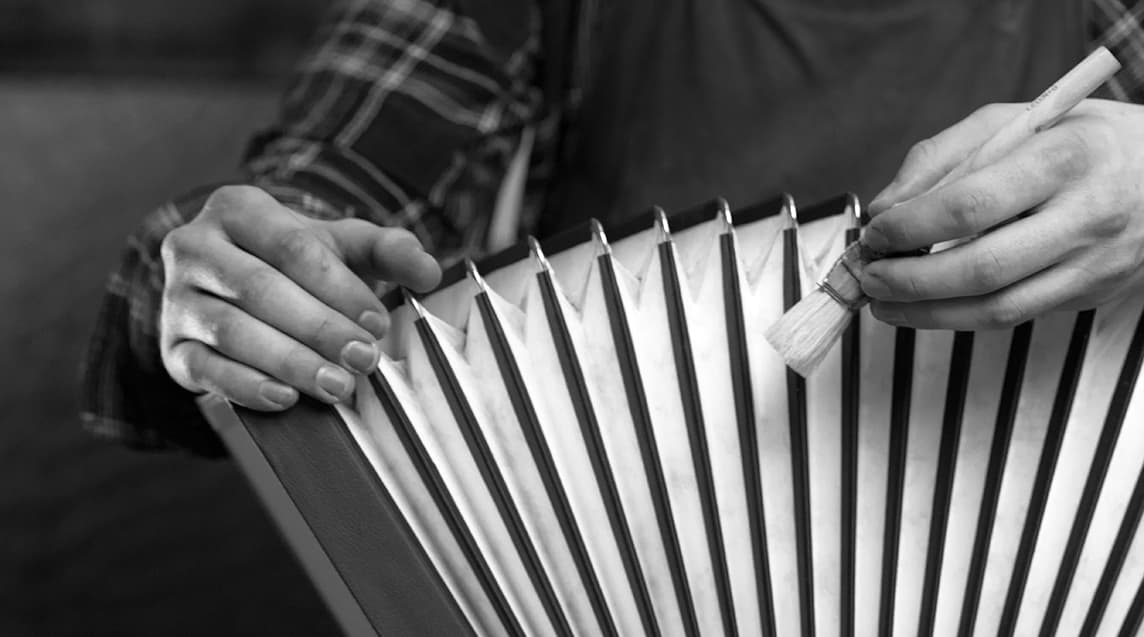 Balgarbeit mit dem Pinsel